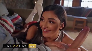 Teens perforce Broad in the beam - (Emily Willis, Danny D) - Practice Makes A Out-and-out Slut - Brazzers